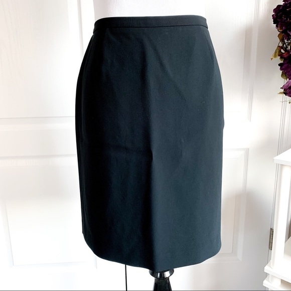 Ann Taylor Petites Lined Pencil Skirt In Black - Picture 2 of 7